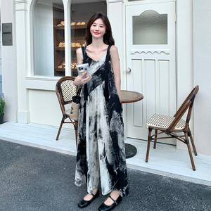 宽松休闲慵懒风吊带连体裤T恤两件套女夏季复古水墨画背带阔腿裤图片