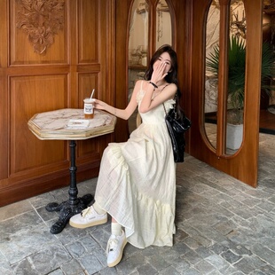 木耳边吊带连衣裙女夏季法式新款甜美法式收腰显瘦设计感超仙长裙