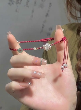 有钱花红绳手工编织莲花手链女生闺蜜礼物2023年新款轻奢复古精致