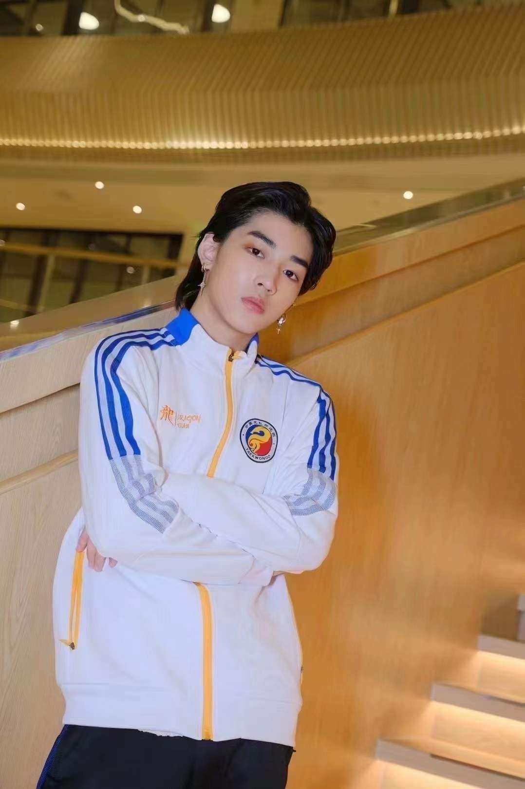 中国龙队示范团出品男团既视感新款休闲运动训练服 dragon team