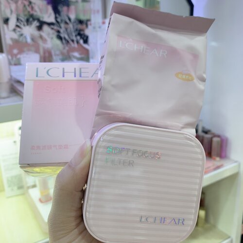 蕾琪柔焦滤镜气垫霜（带替换芯）正品保湿控油防水不脱妆自然遮瑕