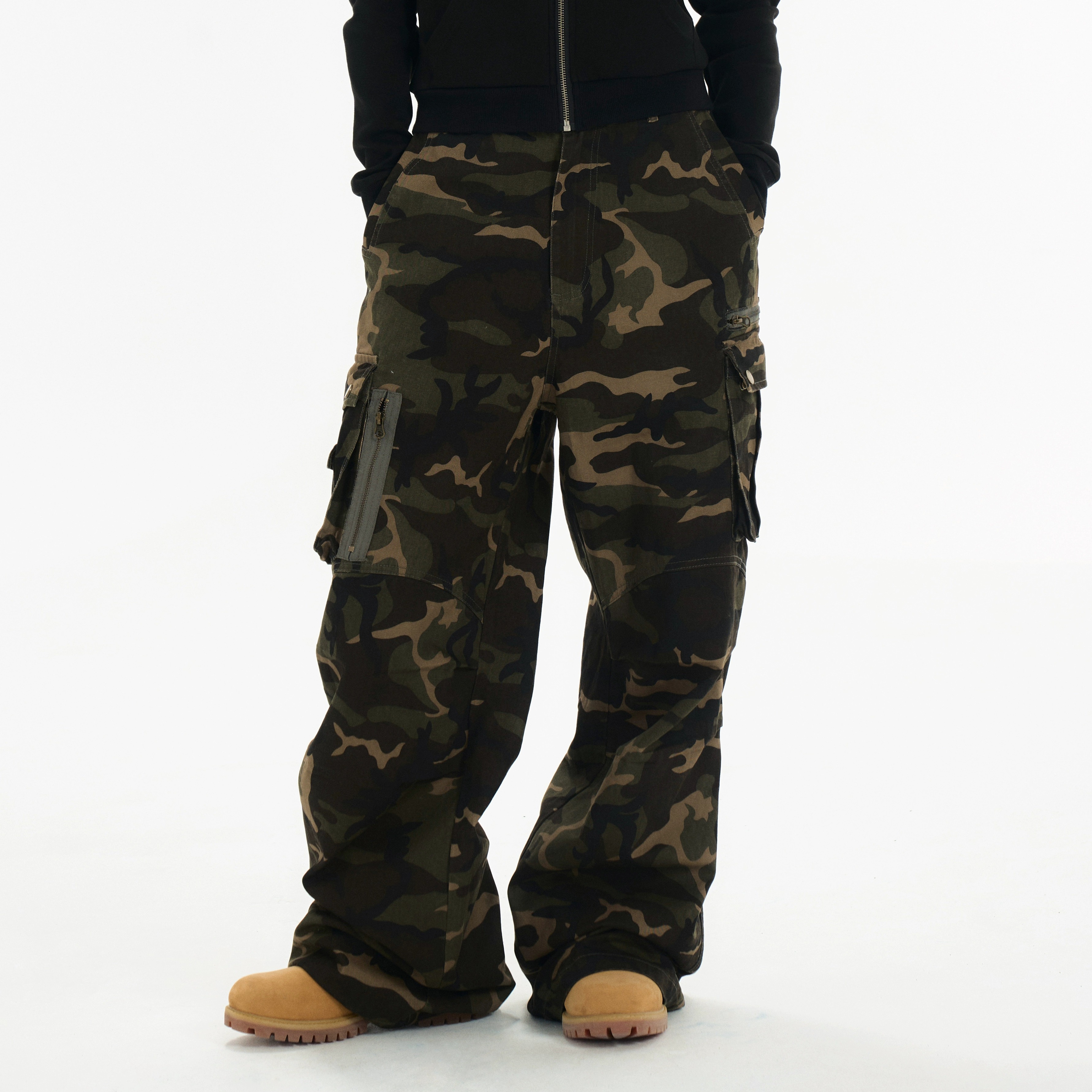 复古水洗廓型直筒迷彩工装裤