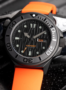 UNDONE Aquadeep 500米防水时尚钛合金男款大表盘自动机械潜水表