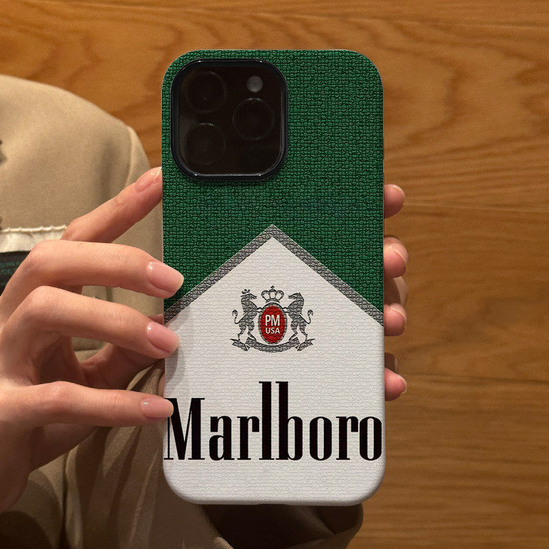 创意绿色万宝路烟盒适用苹果iPhone16Promax手机壳15磨砂14 16E 13全包12防摔17Pro新款Xsmax情侣保护套男女