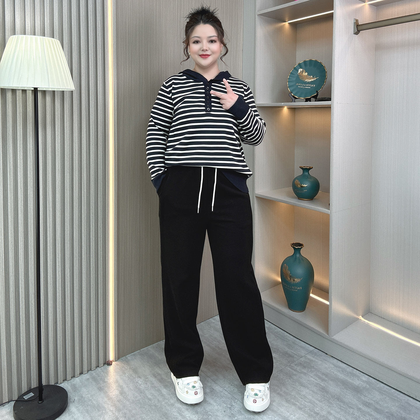 大码胖mm秋季新款爆款休闲卫裤女