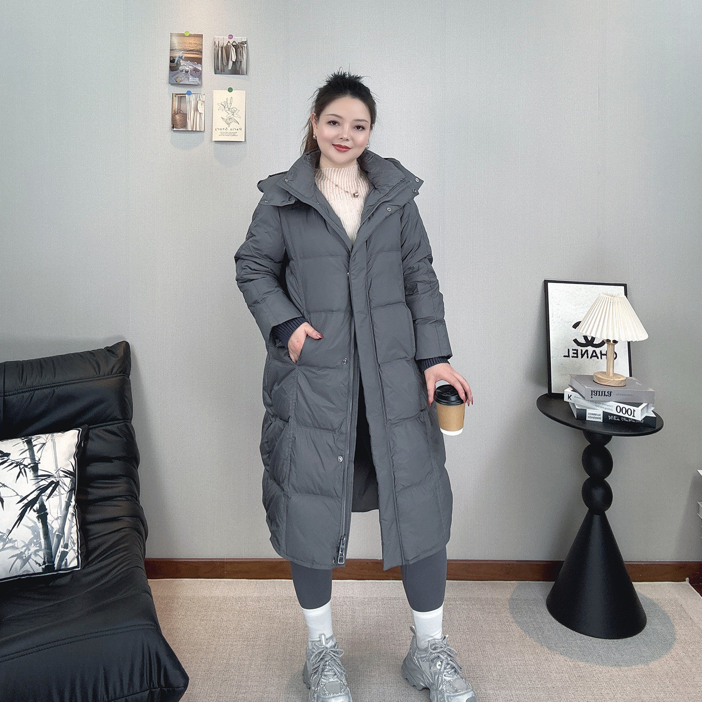 过膝长款加厚保暖羽绒服女2026冬装新款大码胖mm宽松休闲连帽外套