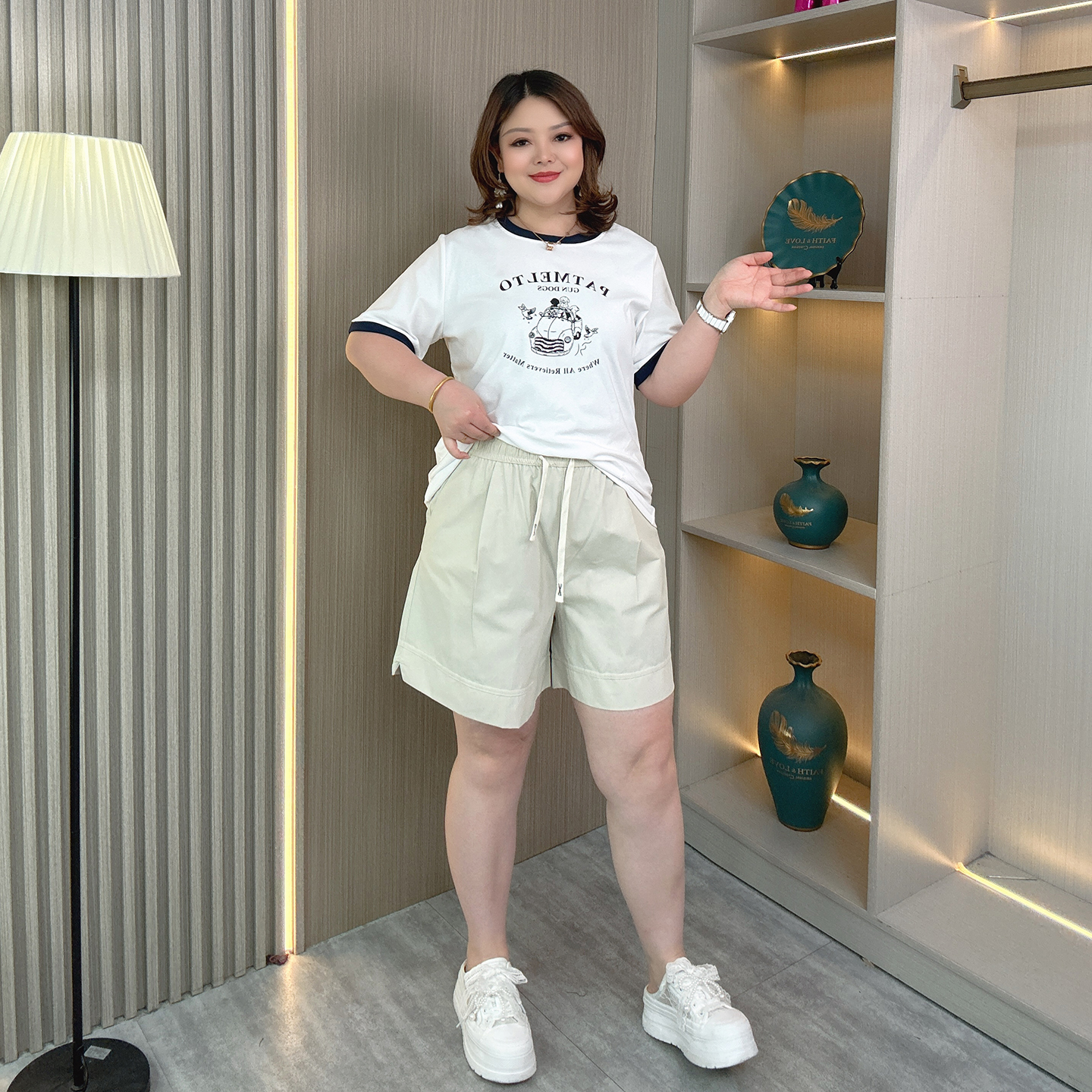 大码女装夏季凉感冰丝五分阔腿裤
