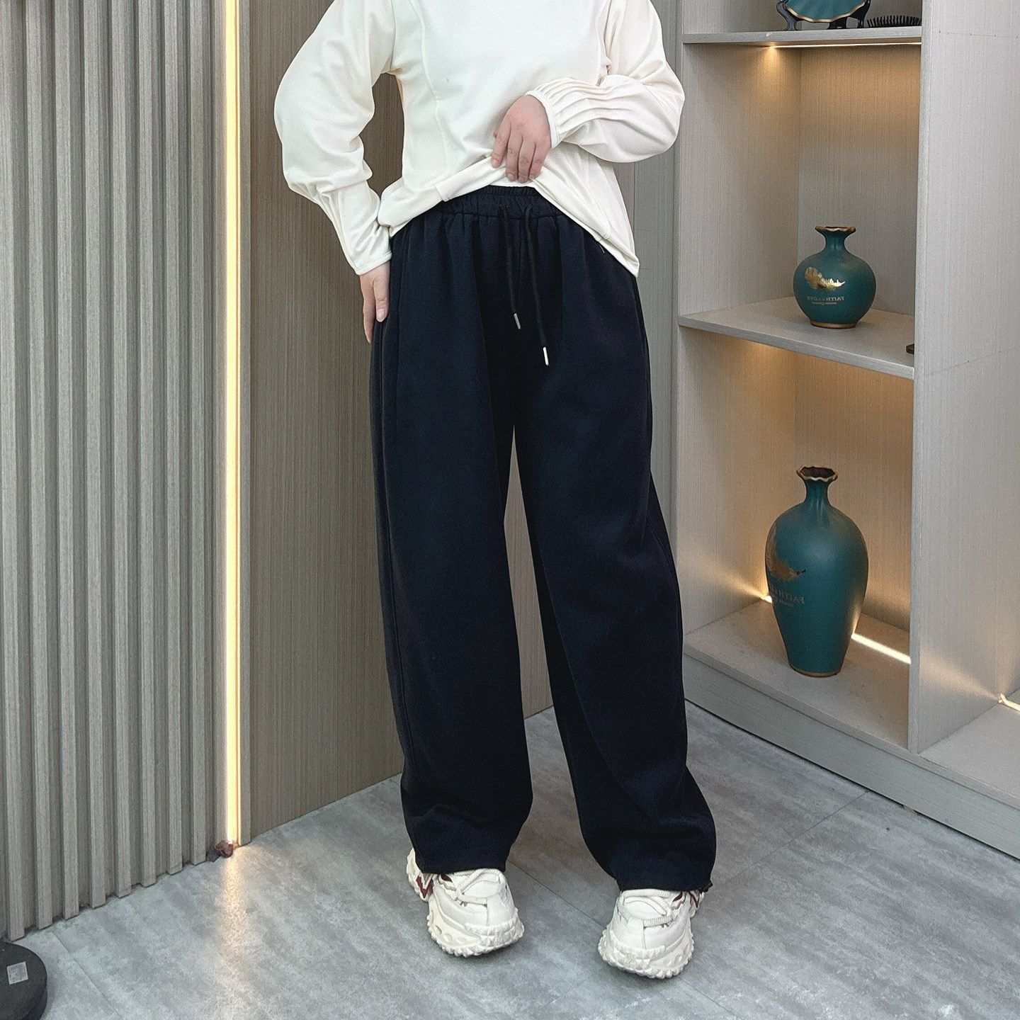 大码女装春秋新款弯刀阔腿裤高腰抽绳休闲裤宽松直筒束脚运动卫裤,女装/女士精品,大码裤装,淘宝优惠券,粉丝福利购,淘宝优惠卷