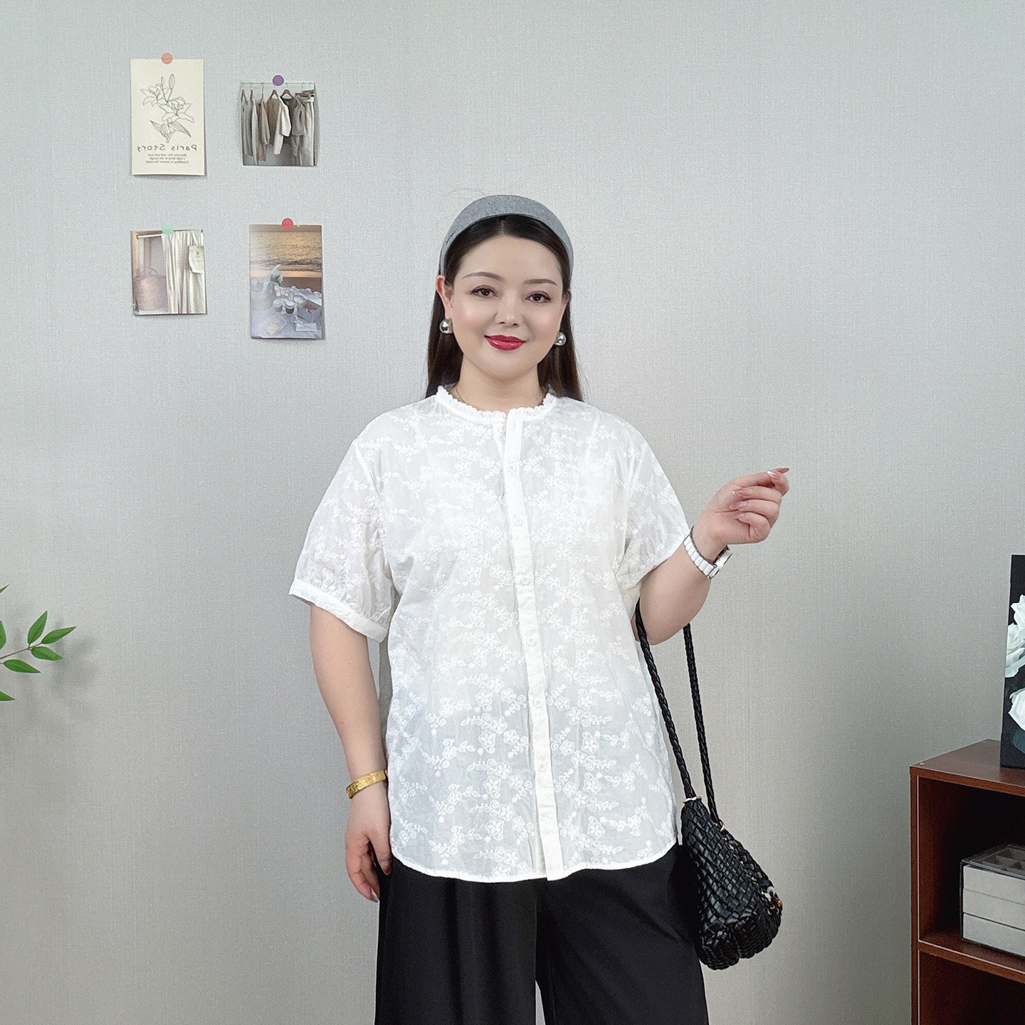 大码女装胖MM纯棉刺绣花边领短袖衬衫夏新款宽松显瘦时尚中袖上衣