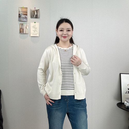 大码假两件连帽卫衣女春秋外套