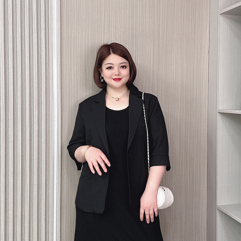 小西装外套女士大码夏季薄款新款春秋胖mm七分袖夏天休闲短款西服