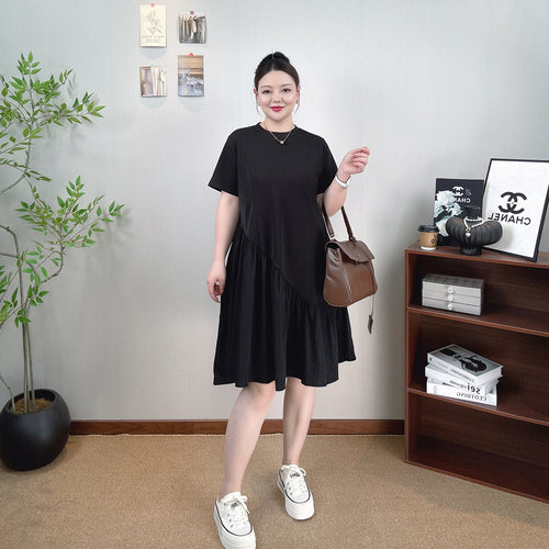 赫本风黑色短袖连衣裙女大码裙子