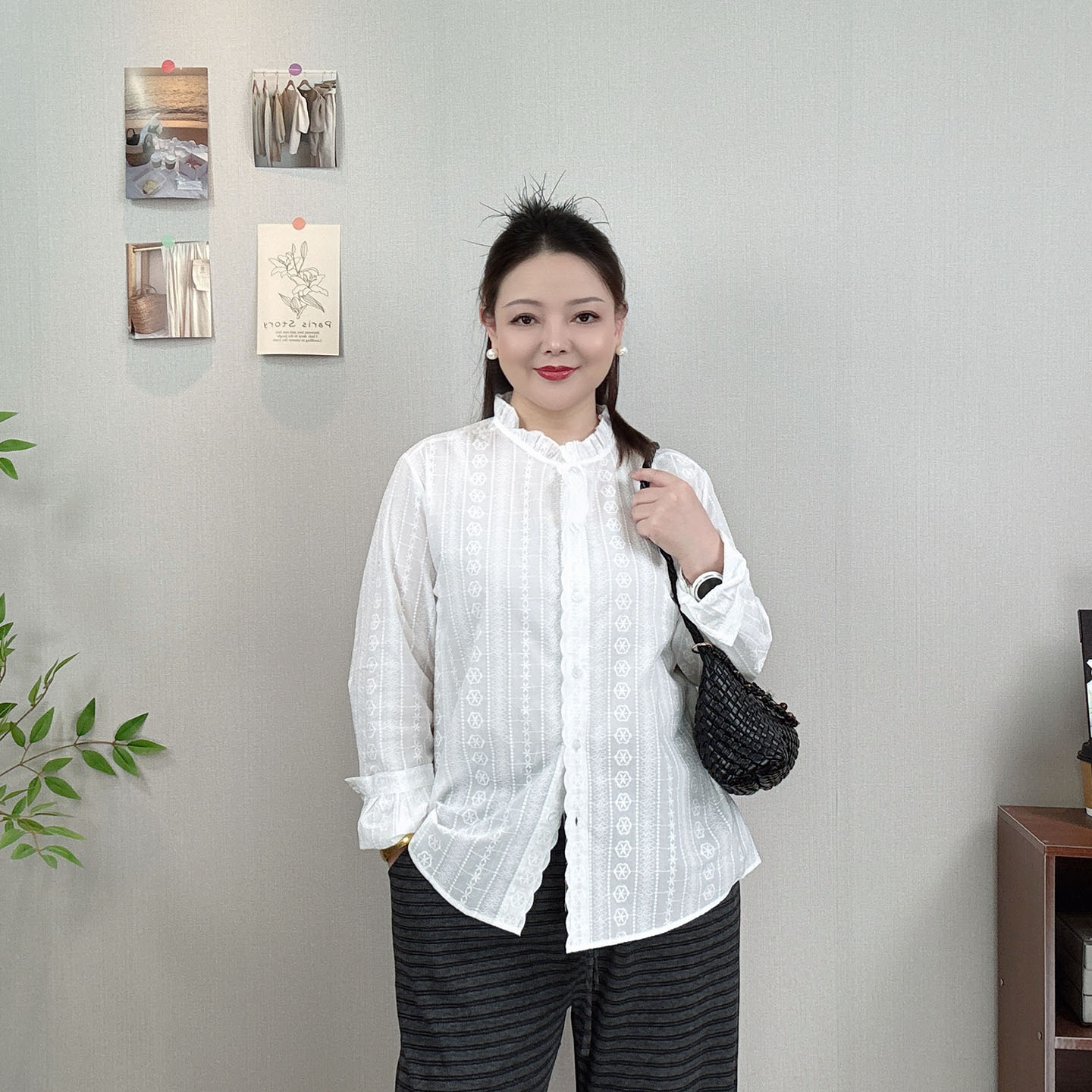 白色刺绣纯棉长袖衬衫女秋季2026大码宽松显瘦木耳边休闲百搭上衣