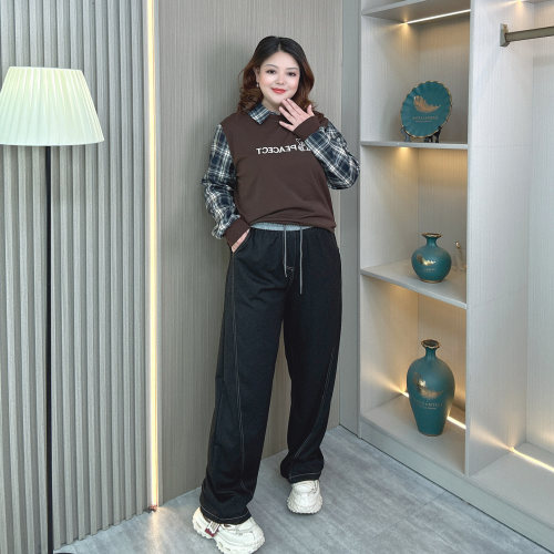 大码女装春秋松紧高腰镰刀牛仔裤