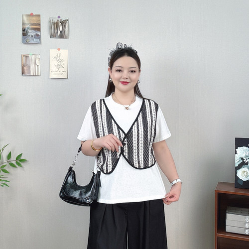 假两件短袖T恤女大码休闲上衣