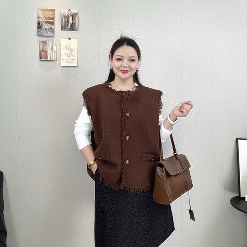小香风流苏毛边针织马甲女秋大码