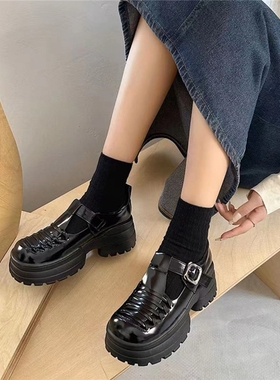 希希家  猪笼鞋厚底轻便减龄日常套脚百搭舒适粗跟女款76588-2