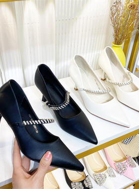 希希家粗跟一字带玛丽珍单鞋舒适洋气复古女鞋382011