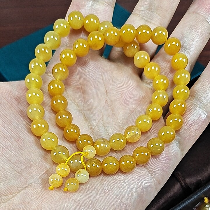 黄龙玉鸡油黄手串招财转运男女款