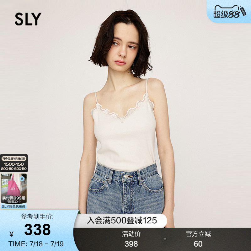 修身版型剪裁  格纹设计更加有层次感