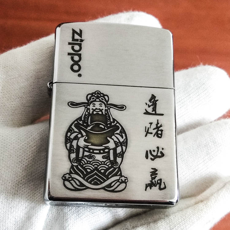 zippo雕刻逢赌必赢煤油打火机