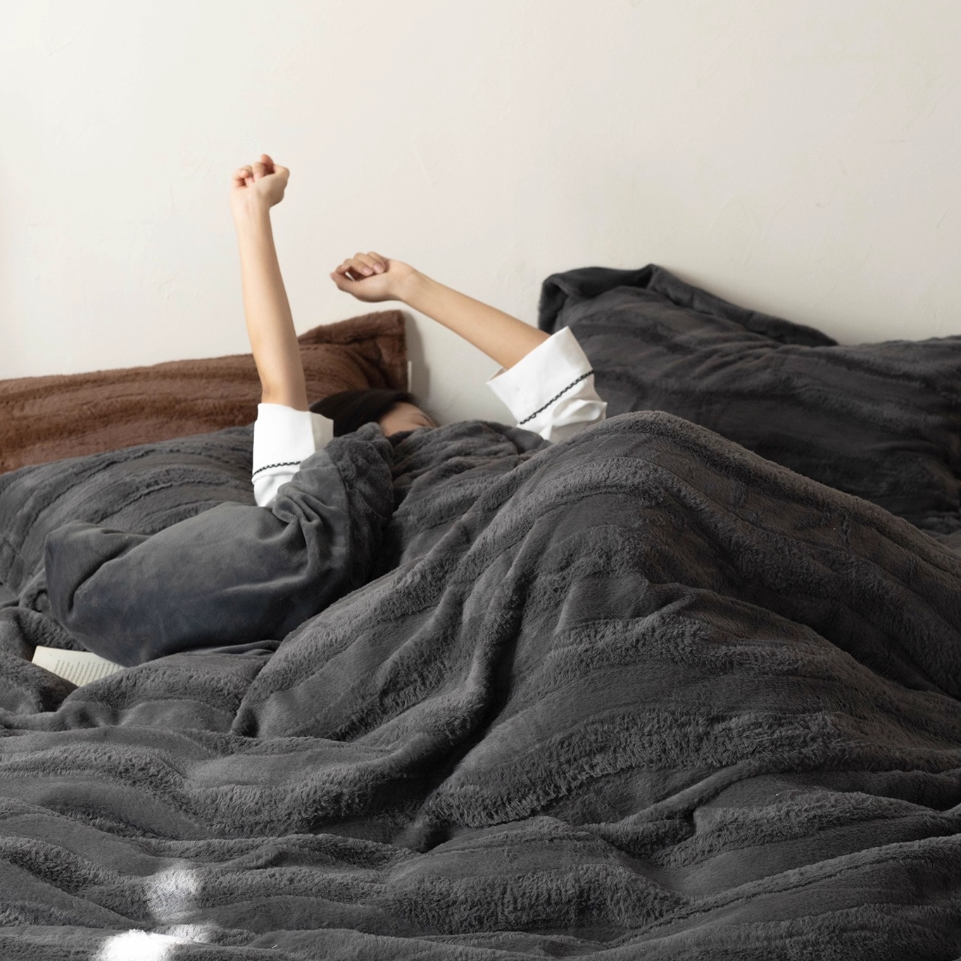 Zijpe~秋冬高克重仿兔毛绒床单被套四件套AB版高克重牛奶绒床品