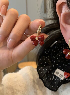 新年推荐！～安可拉红蝴蝶结耳扣女 复古红色耳饰 小众高级感耳环