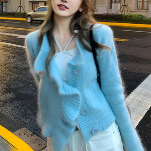 韩版chic超奶蓝色不对称单排扣毛衣开衫女宽松短款毛绒绒针织外套