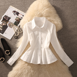 2026春秋季法式温柔风白色收腰衬衫女长袖设计感小众显瘦短款上衣
