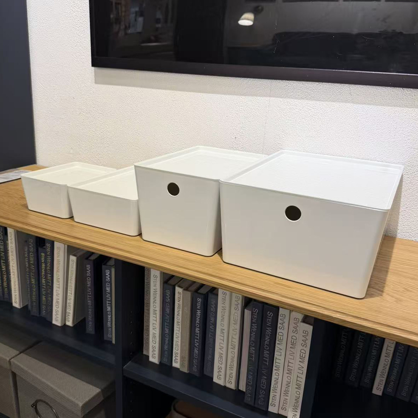 库吉斯附盖储物盒首饰化妆品收纳盒家用杂物衣物塑料玩具整理箱子图片