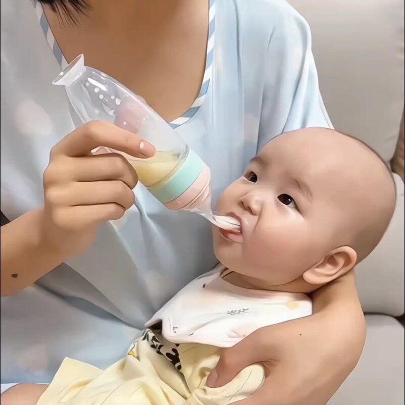 婴儿辅食工具硅胶米糊勺奶瓶挤压式宝宝专用喂养神器米粉勺软勺子