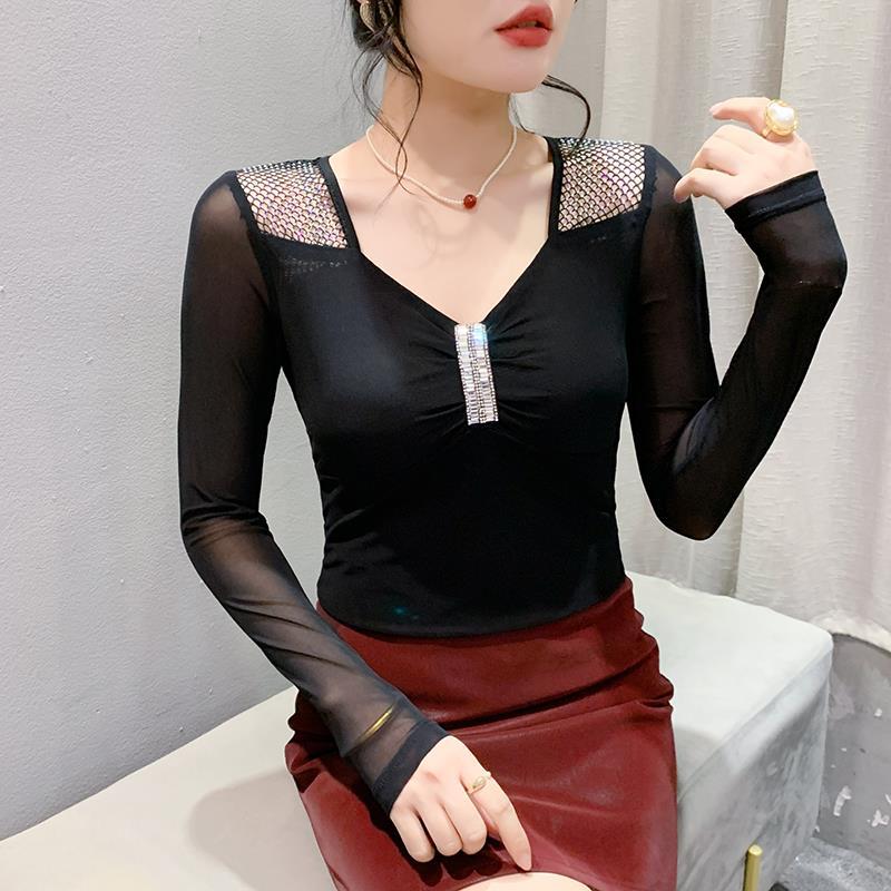 实拍秋季别致镂空网格钻时尚洋气打底衫网纱印花女上衣长袖T恤