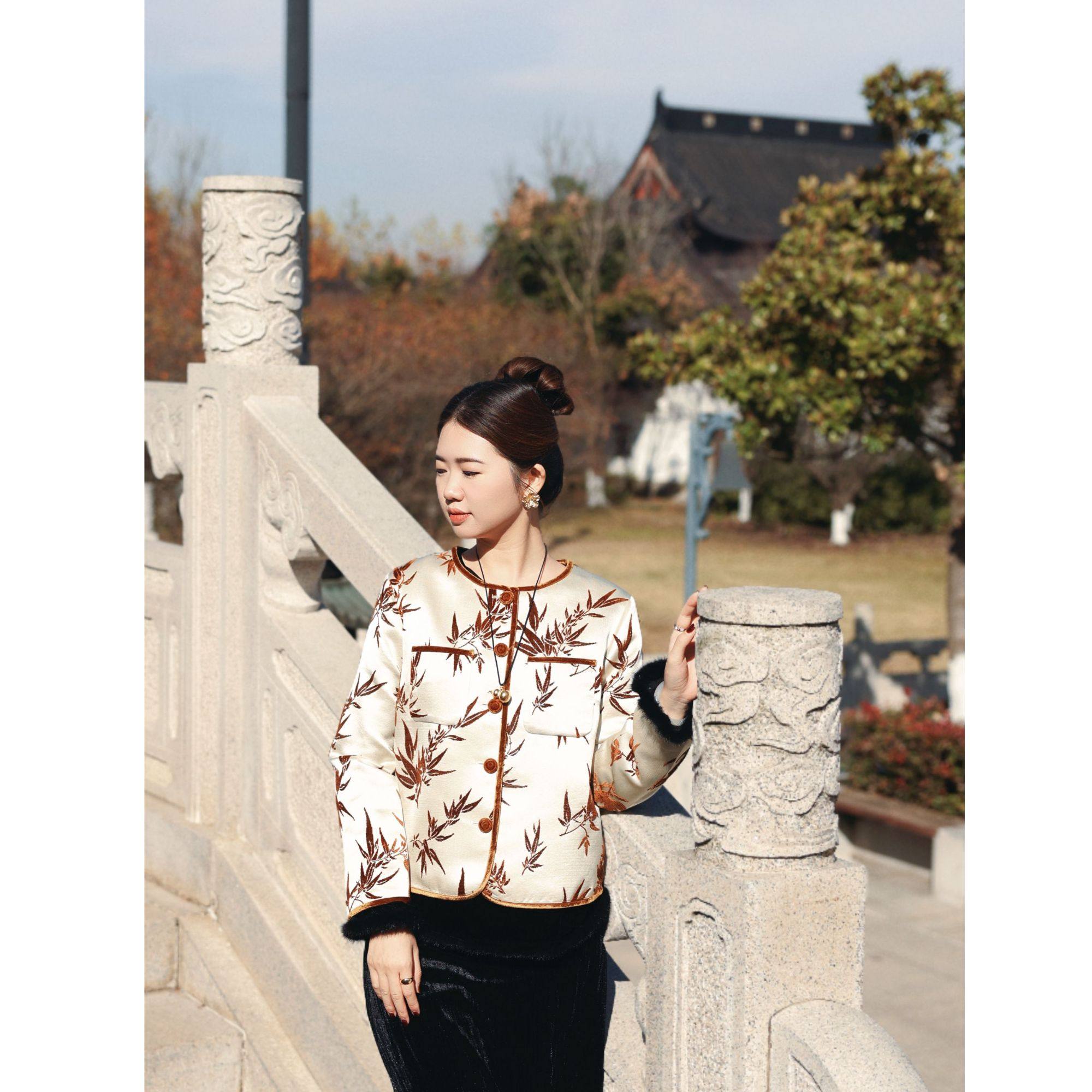 ‘【花滿林】竹园’圆领双贴袋古法手工漳绒真丝桑蚕丝外套246770