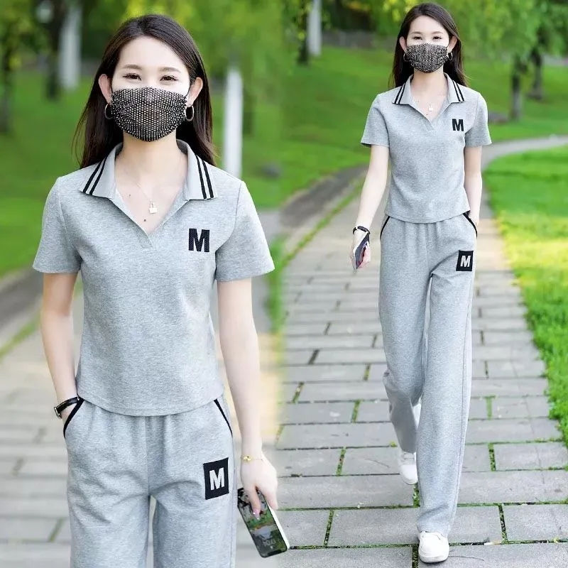 新款时尚减龄短袖百搭两件套潮