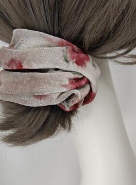 「吾庄」温柔复古雾感金丝绒晕染花朵大肠发圈低马尾发绳发饰