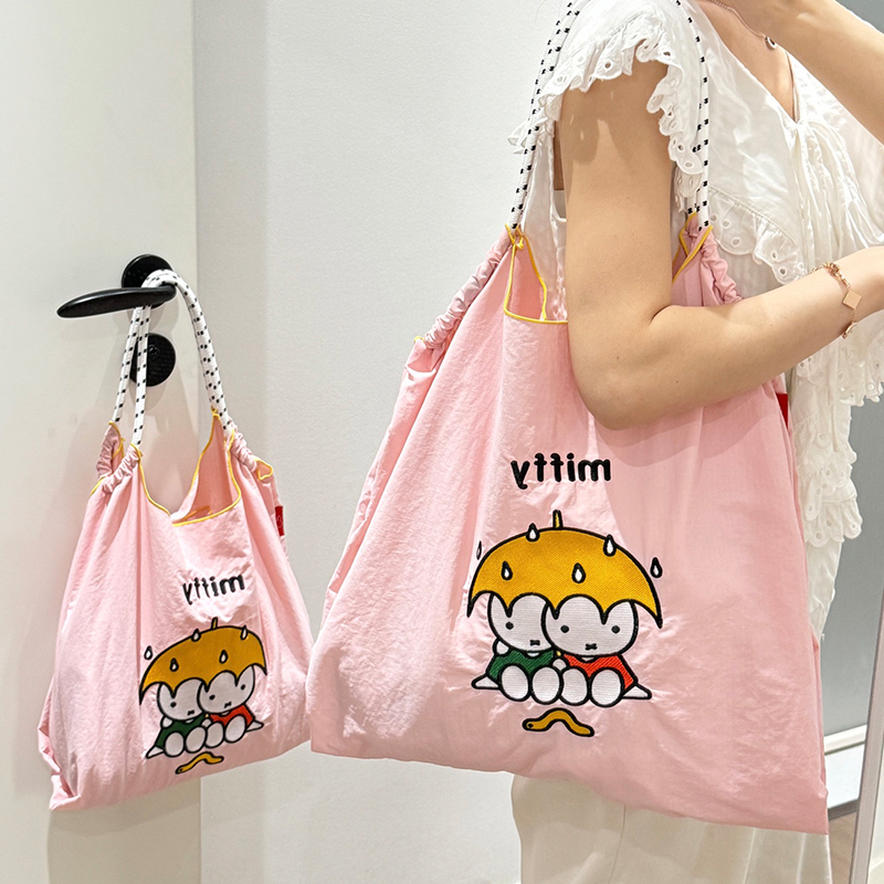 斜日系购物袋刺绣雨伞通勤挎单肩包ballchain帆布包环保