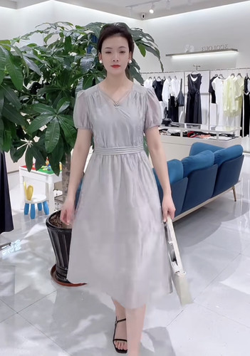 【S系列·专柜正品】 夏季新款莱赛尔显瘦短袖连衣裙子S24211524