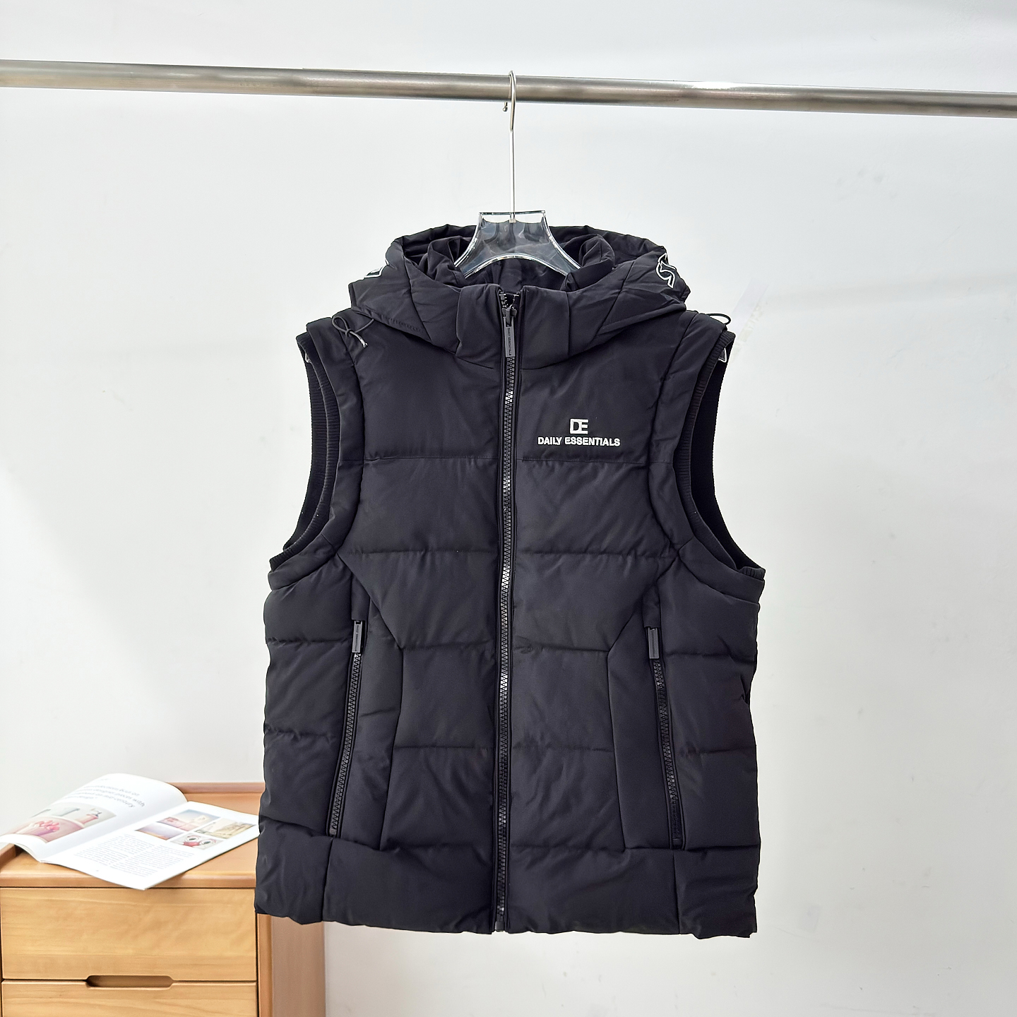 加厚抗寒+刺绣工艺！欧美单~男款冬季立领可拆卸帽休闲棉衣马甲