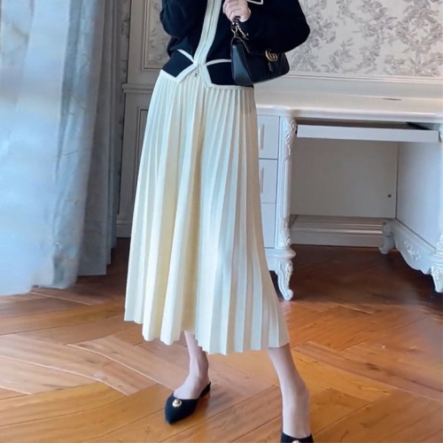 孕妇杏色半裙a字垂坠感半身裙