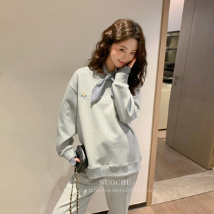 ◆诺初孕妇装◆lu系甜妹休闲套装秋装空气棉卫衣裤子两件套配丝巾