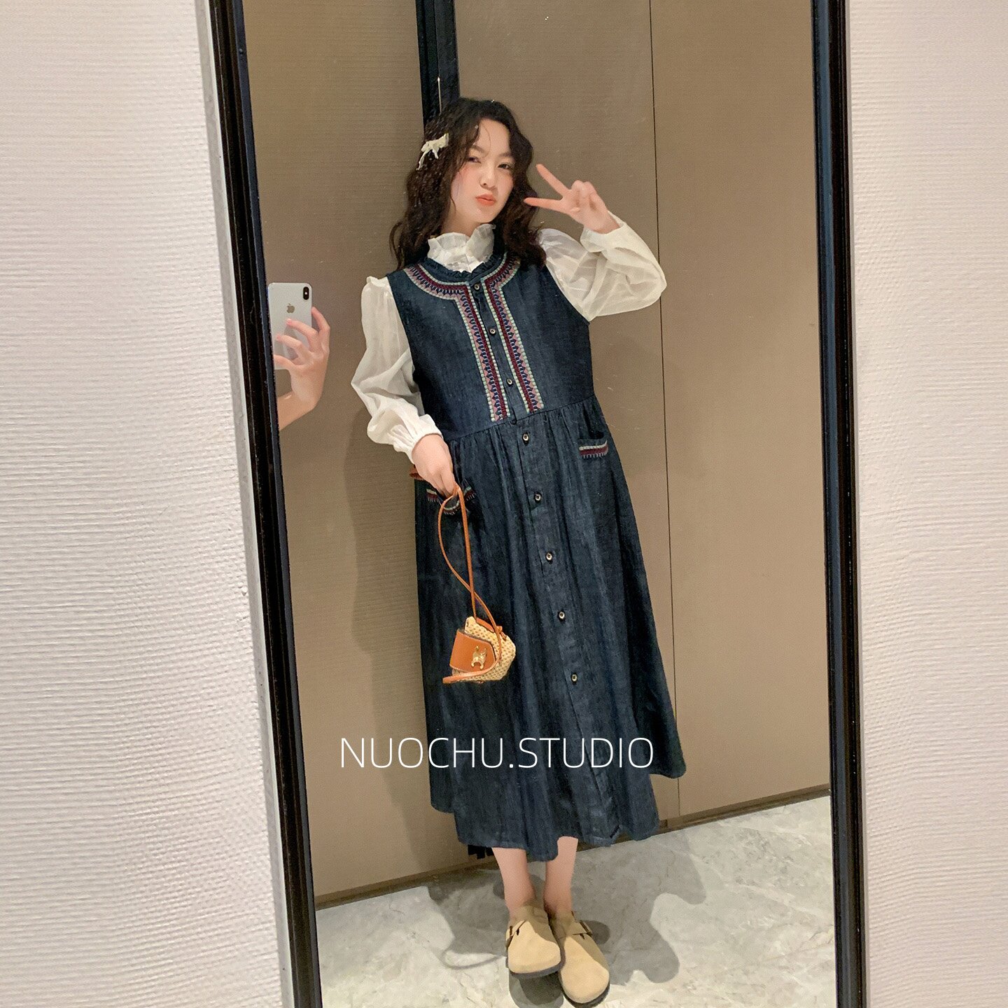 ◆诺初◆孕妇春装新款文艺复古刺绣牛仔背心裙宽松显瘦无袖连衣裙