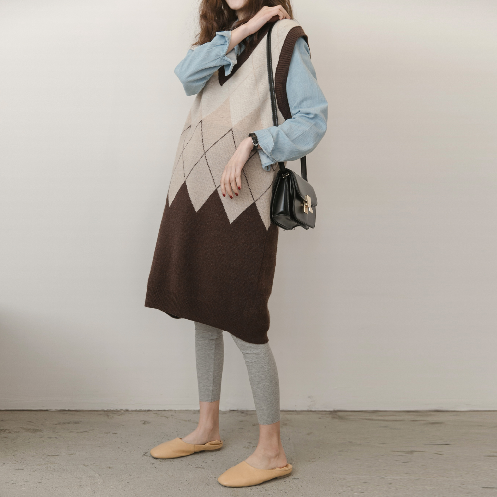 孕婦秋裝時尚套裝針織馬甲背心裙寬松格子中長連衣裙辣媽毛衣春裝在類目 孕婦裝/孕產婦用品/營養, 孕婦裝, 毛衣中 - 來自Buy2taobao.com提供專業的淘寶代購服務