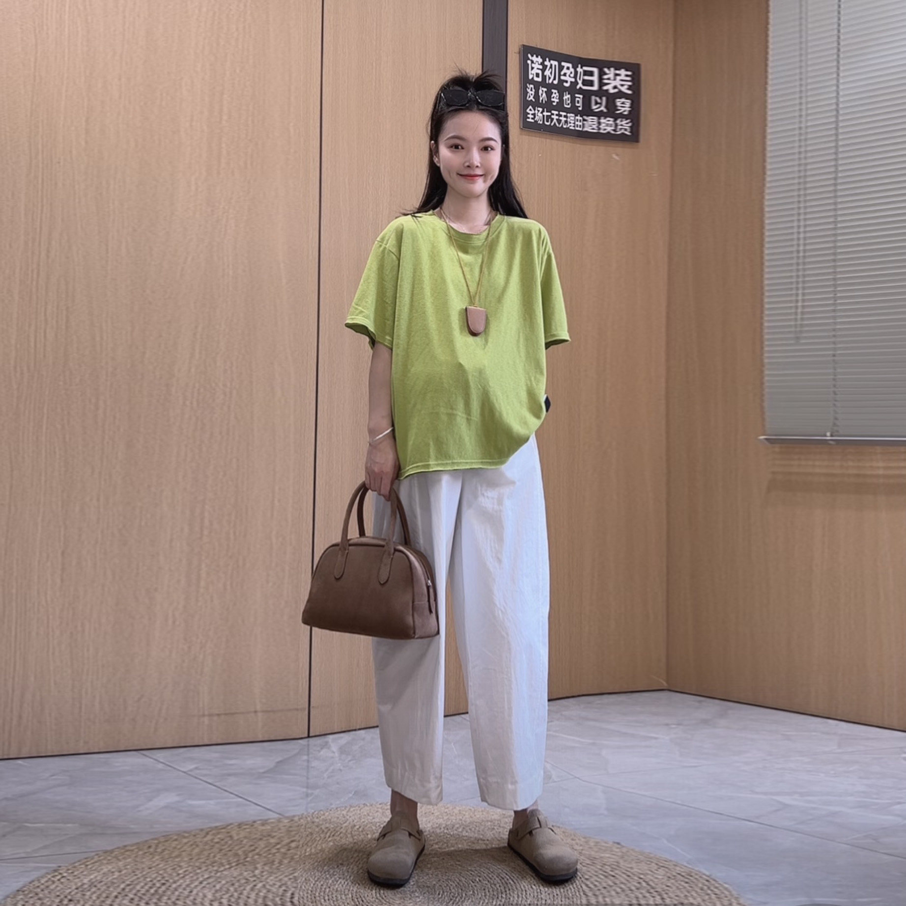 诺初宠爱绿色短袖T恤女宽松圆领百搭松弛感上衣