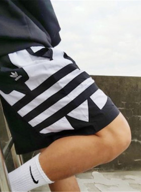 Adidas三叶草 男子大LOGO宽松运动休闲短裤五分裤 H09357 FM9900