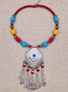 独特民族风女款旅拍项链头链