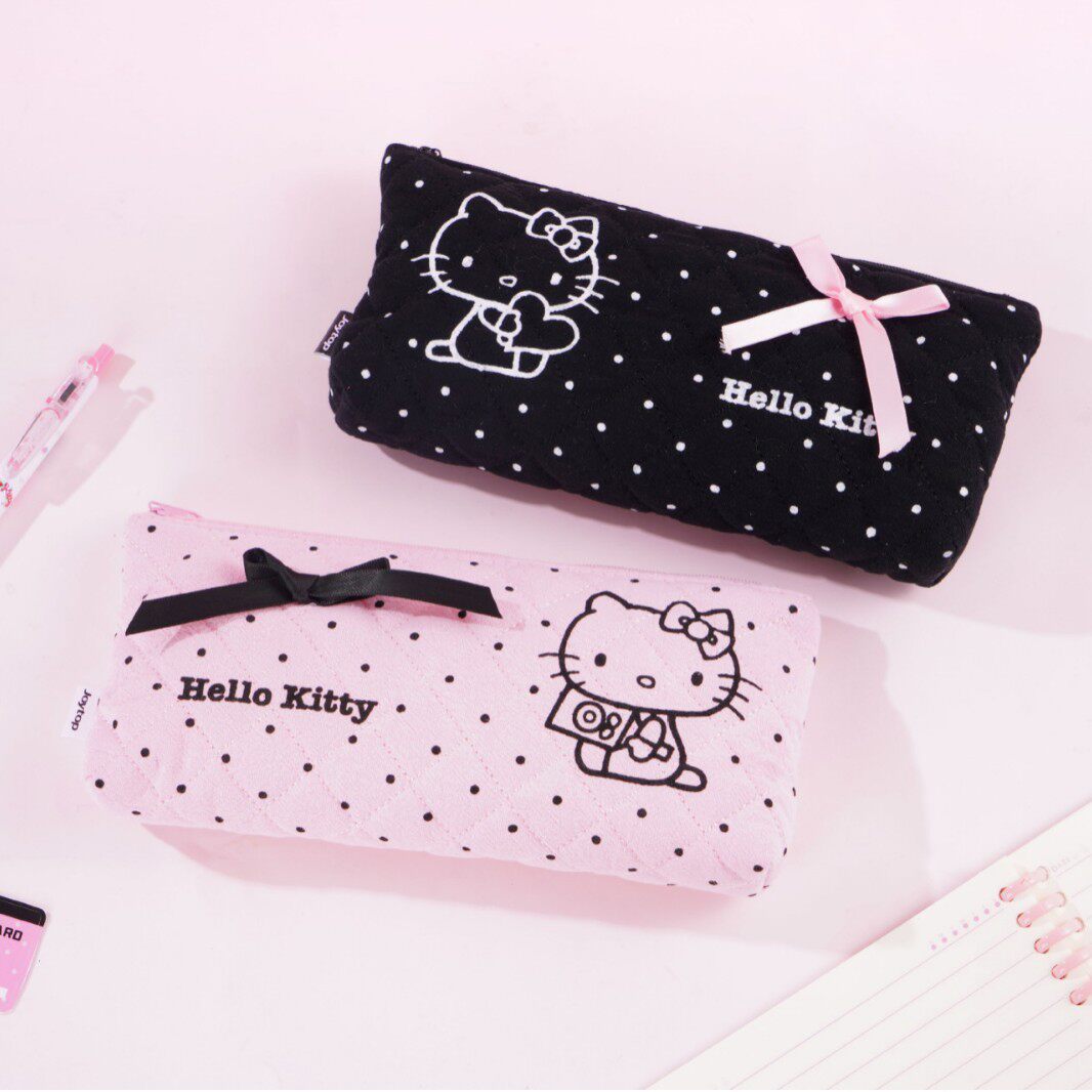 悦木三丽鸥HelloKitty蕾丝笔袋