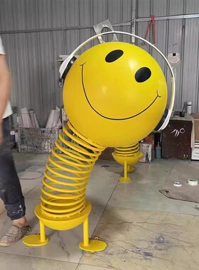弹弹军蛋蛋君弹簧笑脸互动装饰摆件卡通解压道具美陈打卡拍照定制