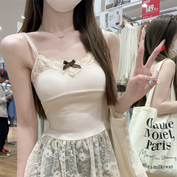 绝美chic带胸垫吊带女2025夏季芭蕾风背心叠穿小心机蕾丝裙摆上衣