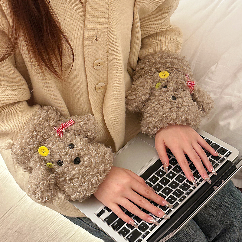 可爱毛绒袖套女2025新款