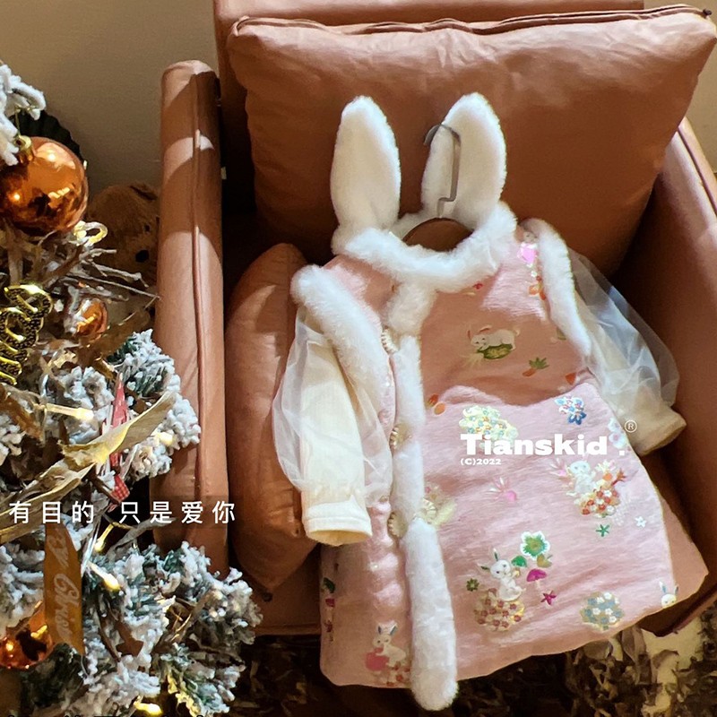 冬季女童兔年拜年服背心裙